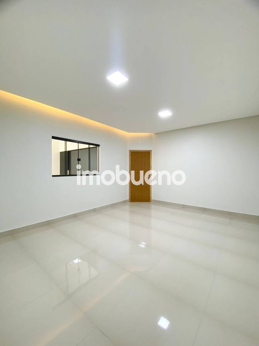 Foto 19 de Casa a venda na Formosinha com 3 quartos sendo 1, 210m²