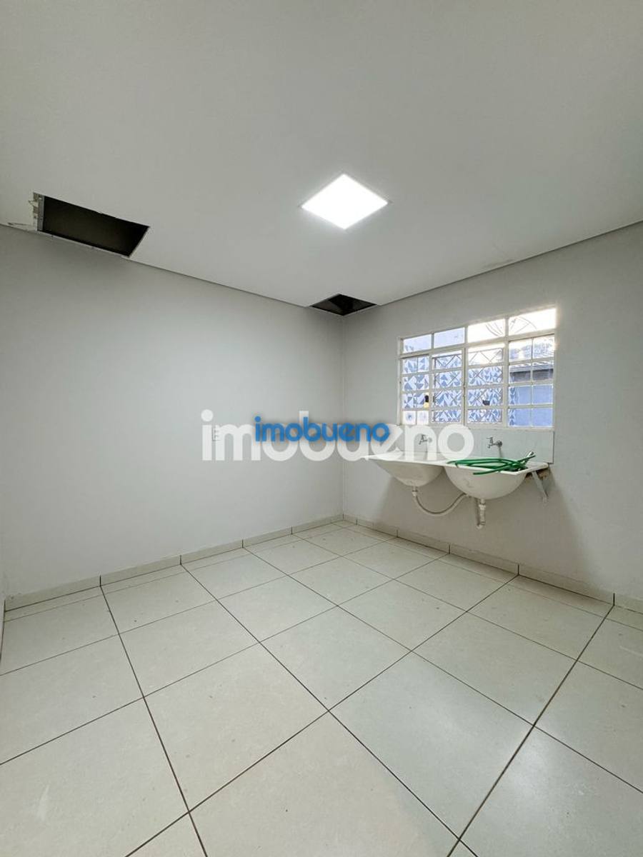 Foto 16 de Casa à venda com 3 quartos, 1 suíte com closet no Centro. R$770.000,00