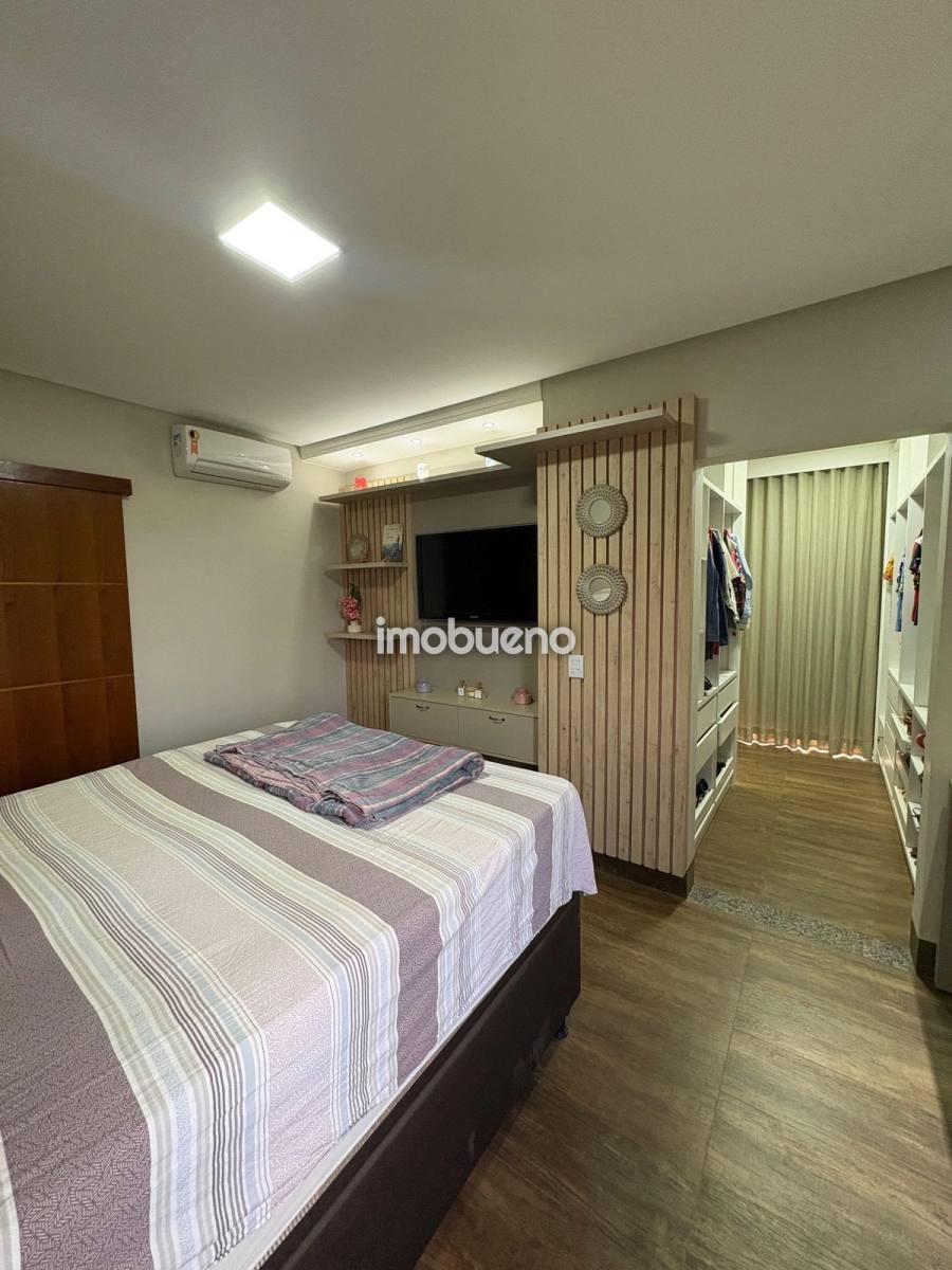 Foto 24 de Sobrado com 3 Suítes e 198m² no Bairro Formosinha