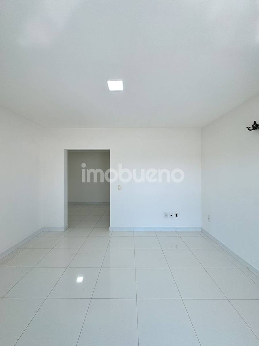 Foto 20 de Apartamento com 3 suítes, localizado no Setor Ferroviário.
