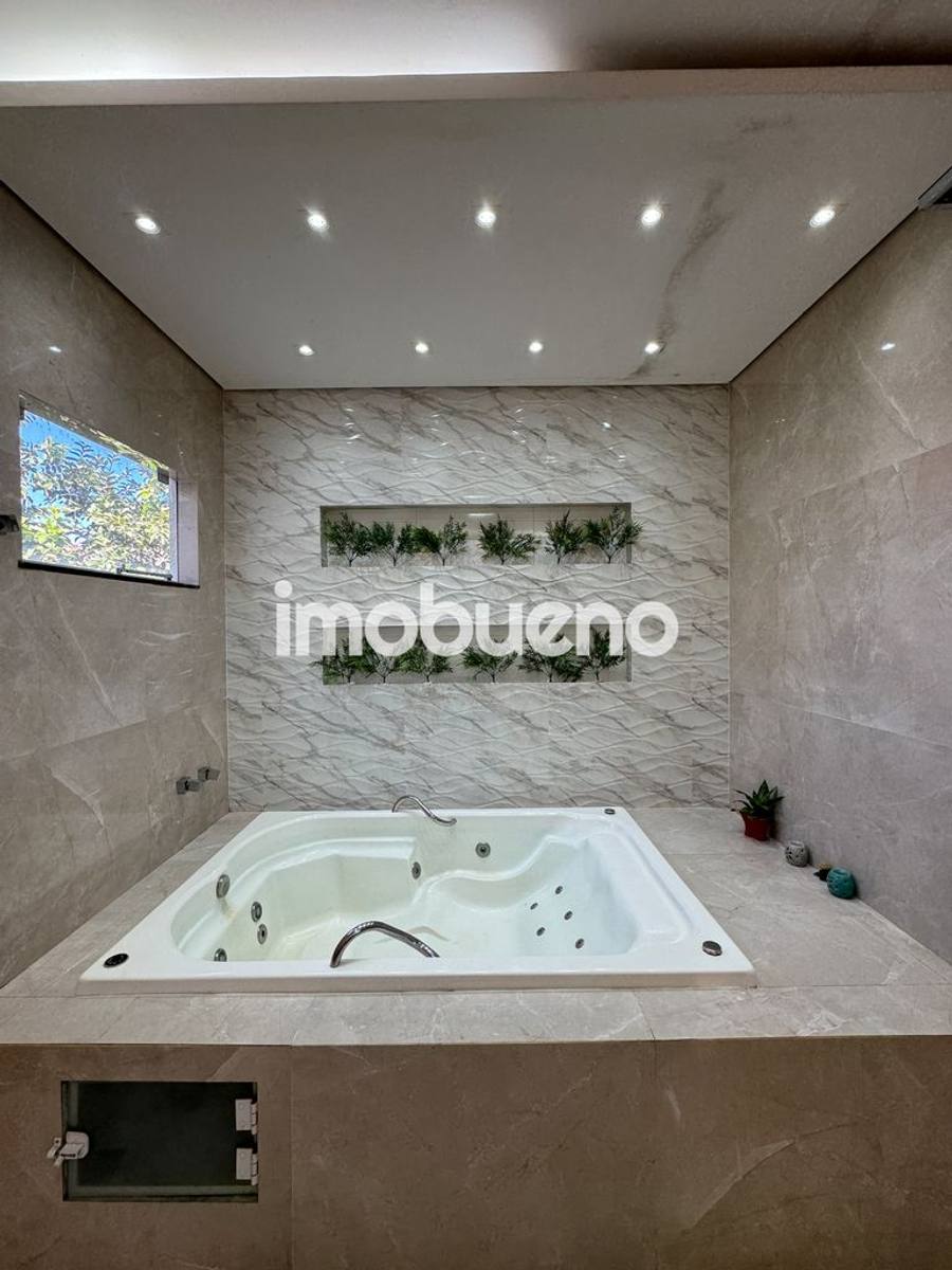 Foto 32 de Vende-se casa com 3 quartos sendo 3 suíte Setor Nordeste R$ 1.200.000,00