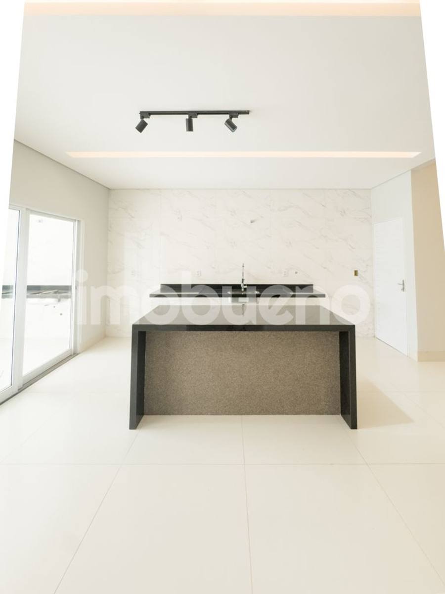 Foto 5 de Casa no Jardim Primavera, com 3 quartos, sendo 1 suíte, 294m²