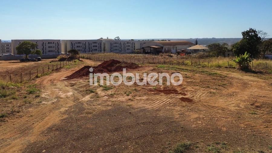 Foto 9 de Área de 2.798 m² de frente para a Pecuária e ao lado do Atacadão