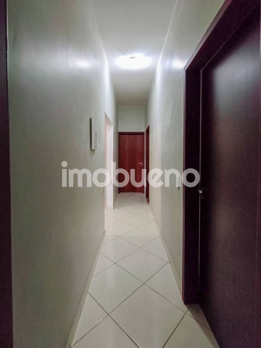 Foto 12 de Casa de 210 m² com 3 quartos, escritório e área gourmet no Setor Primavera