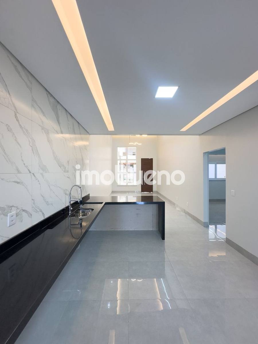 Foto 9 de Casa com 3 quartos sendo 1 suíte no Setor Parque Primavera, 294m²