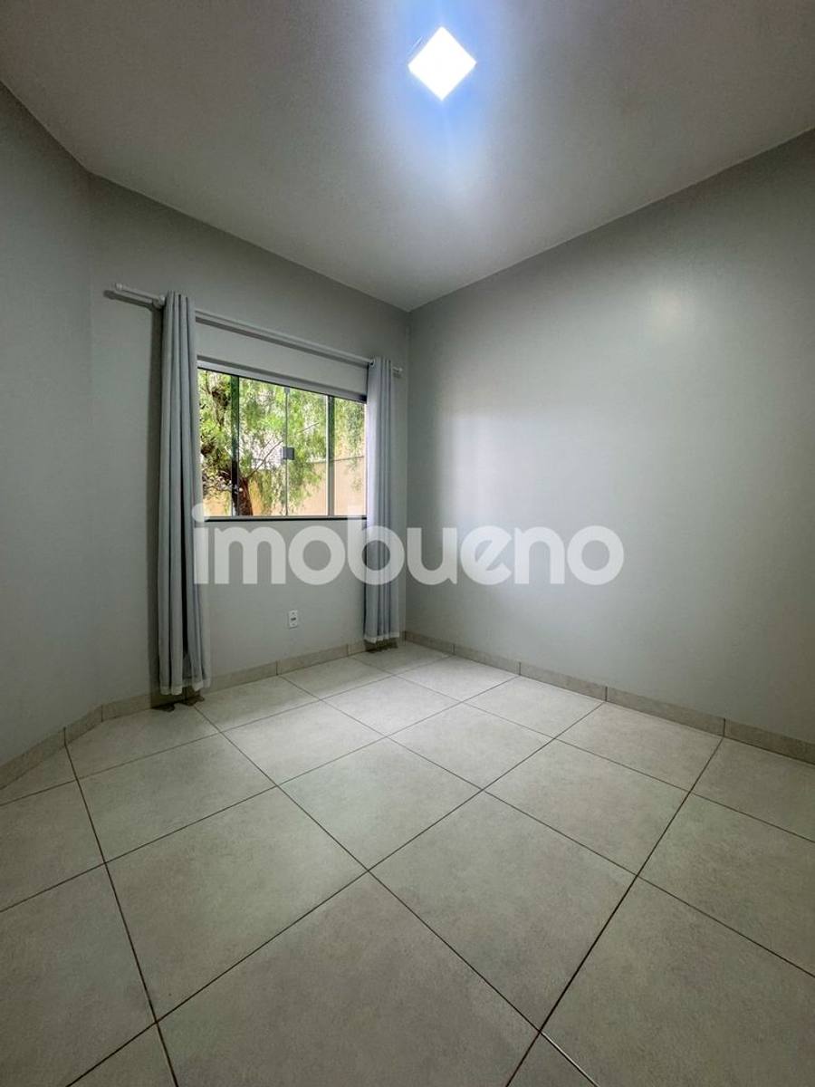 Foto 7 de Casa com 3 quartos, suíte e edícula no Parque Laguna