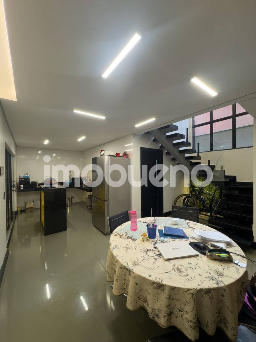 Foto 10 de Sobrado de 282 m² com 4 suítes e área gourmet com ôfuro na Formosinha
