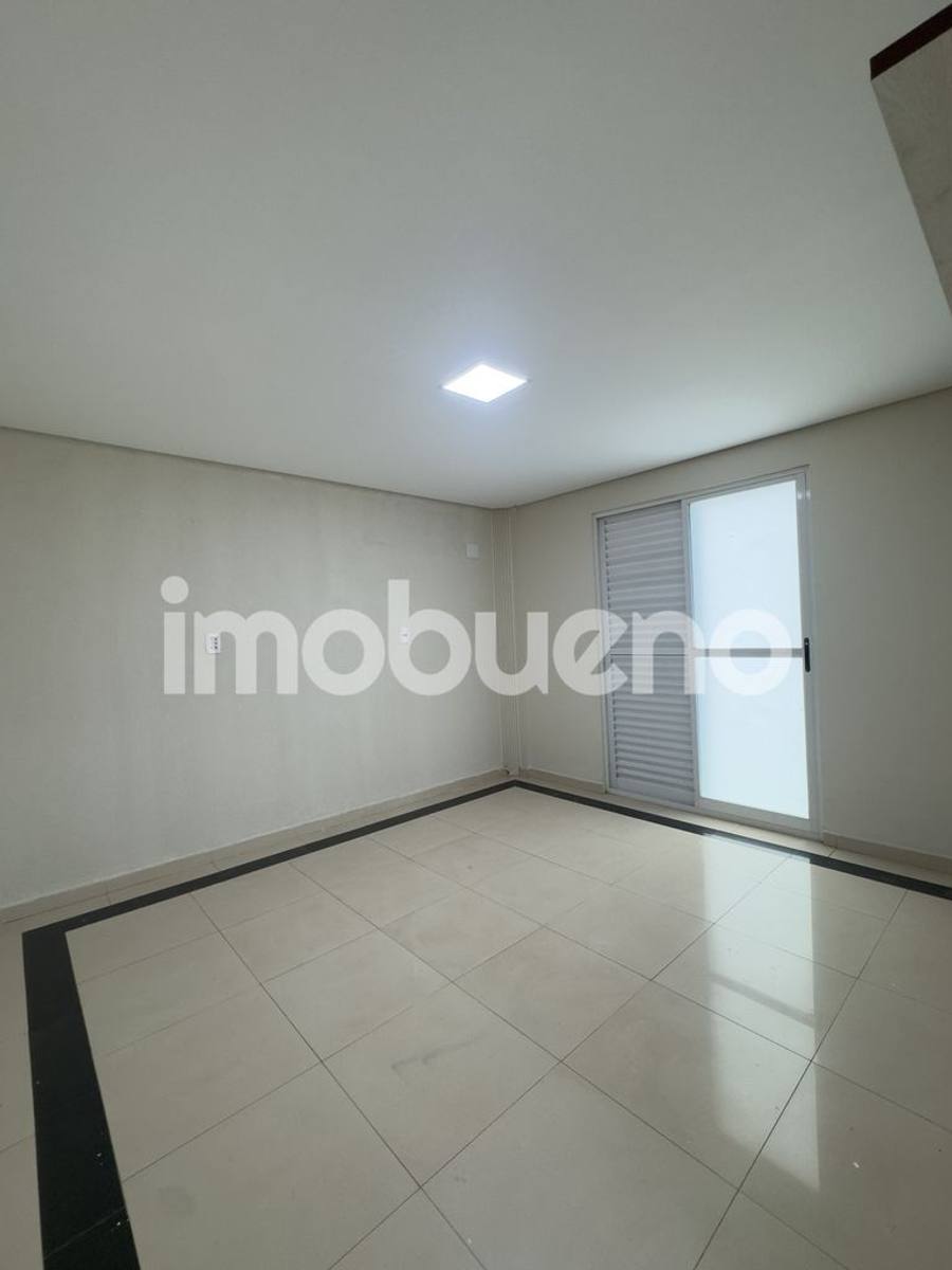 Foto 5 de Casa de esquina com 4 suítes e área gourmet no Setor Aeroporto