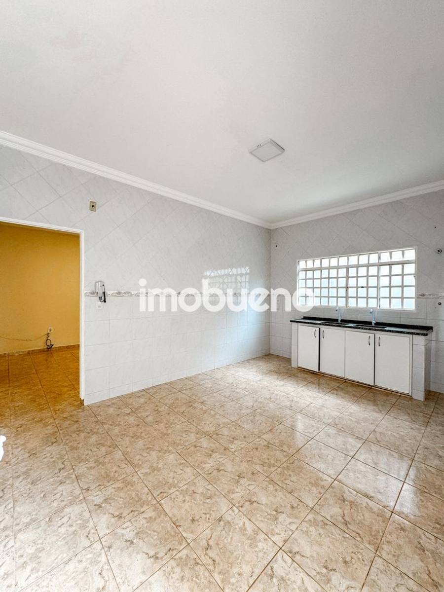 Foto 10 de Vende-se casa com 3 quartos sendo 1 suíte no Centro R$ 550.000,00