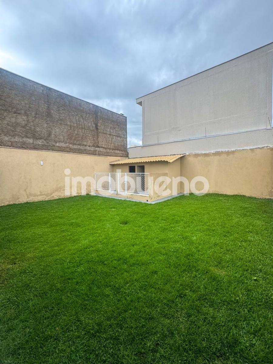 Foto 14 de Casa com 3 quartos, suíte e edícula no Parque Laguna