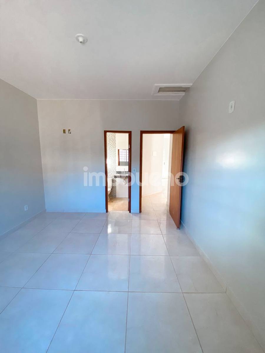 Foto 14 de Casa a venda de 3 quartos, sendo 1 suíte, Setor Parque Laguna, 112m² lote 600m².