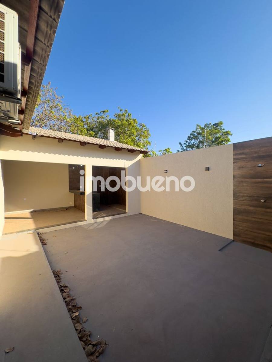Foto 19 de Casa no Setor Sul com 3 quartos (2 suítes), gourmet e energia solar.