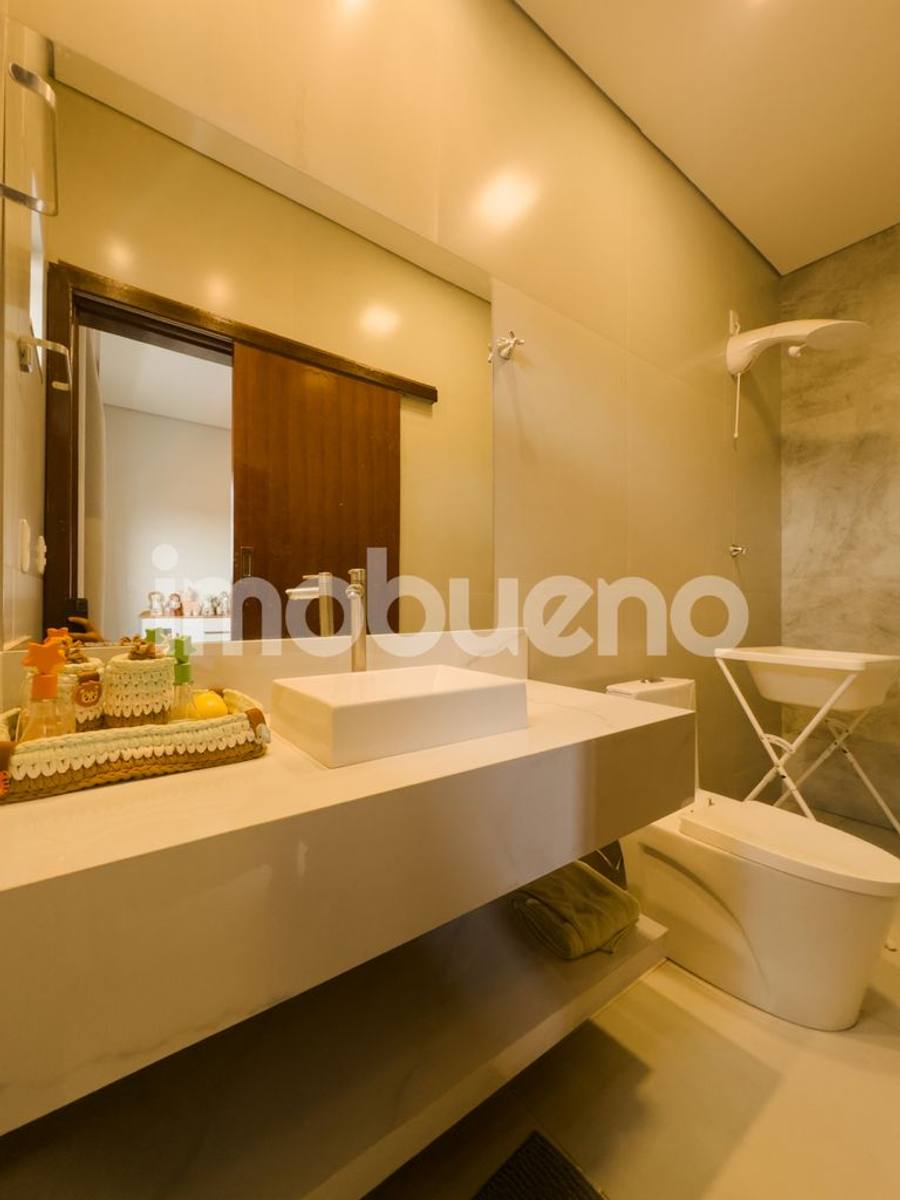 Foto 30 de Imóvel alto padrão no centro, com 3 suítes e armários completos