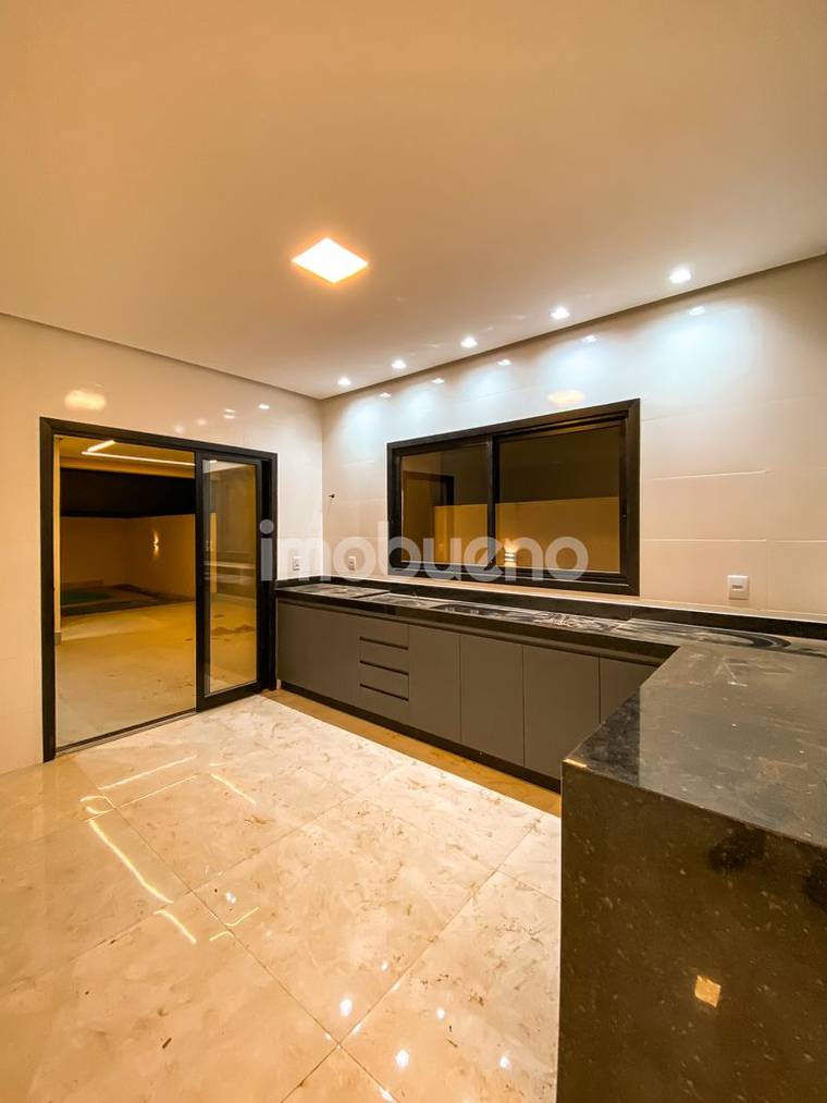Casa a venda no vila verde, 3 quartos, 1 suíte, 240 m² em Parque Vila Verde