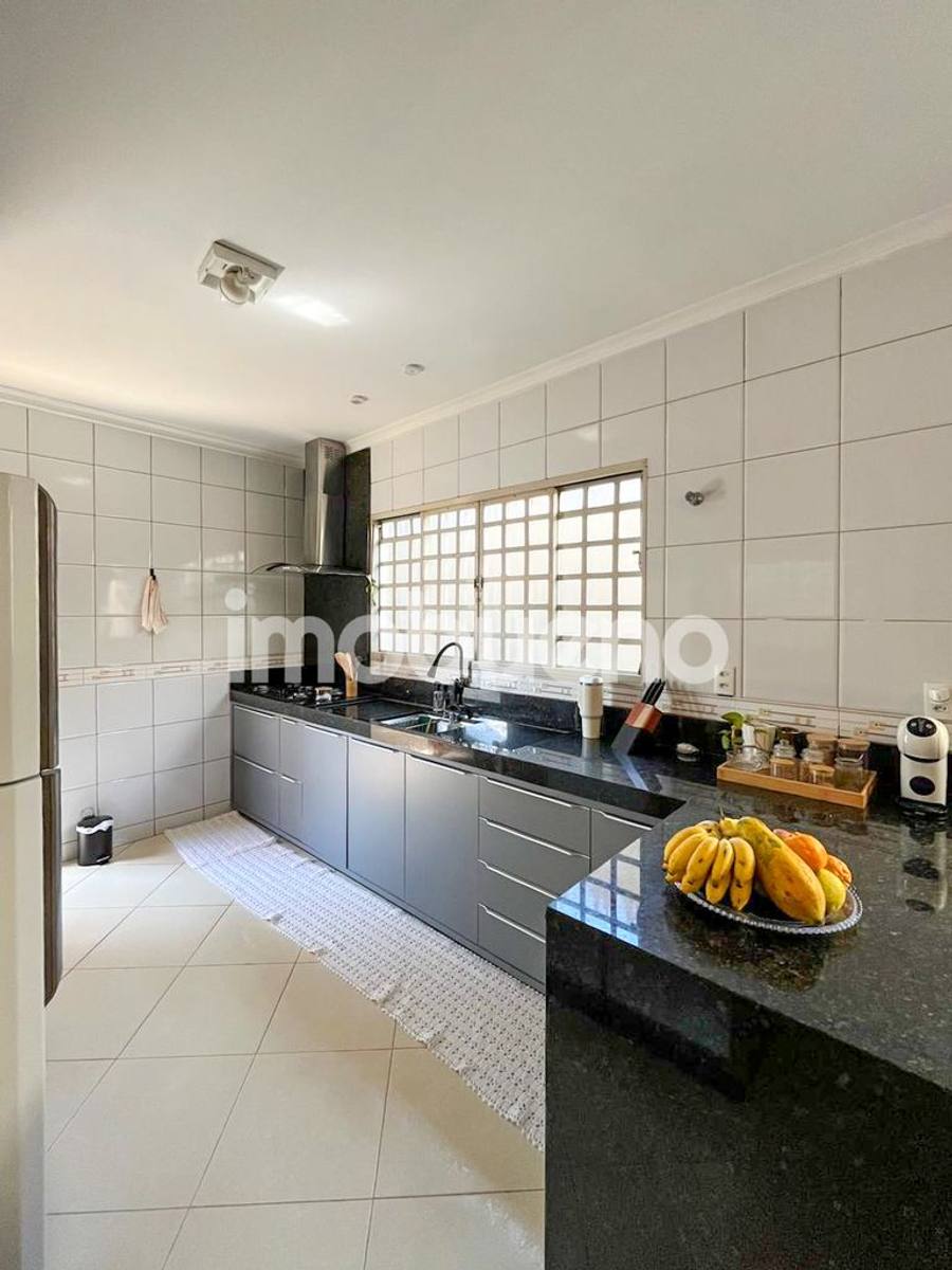 Foto 7 de Casa reformada com 3 quartos e quintal no Setor Bosque