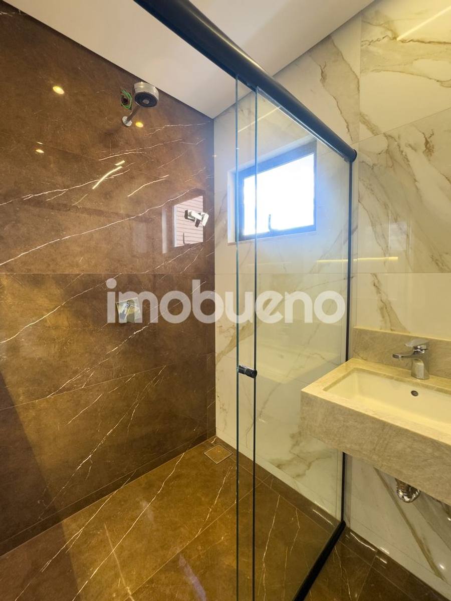 Foto 9 de Casa em condomínio: 3 suítes, sendo 1 master, 309m² e piscina.