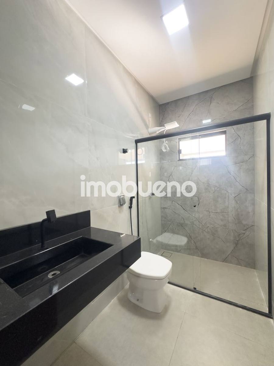 Foto 12 de Casa alto padrão com 3 quartos sendo 1 suíte no Setor Jardim Ipê,178 m².