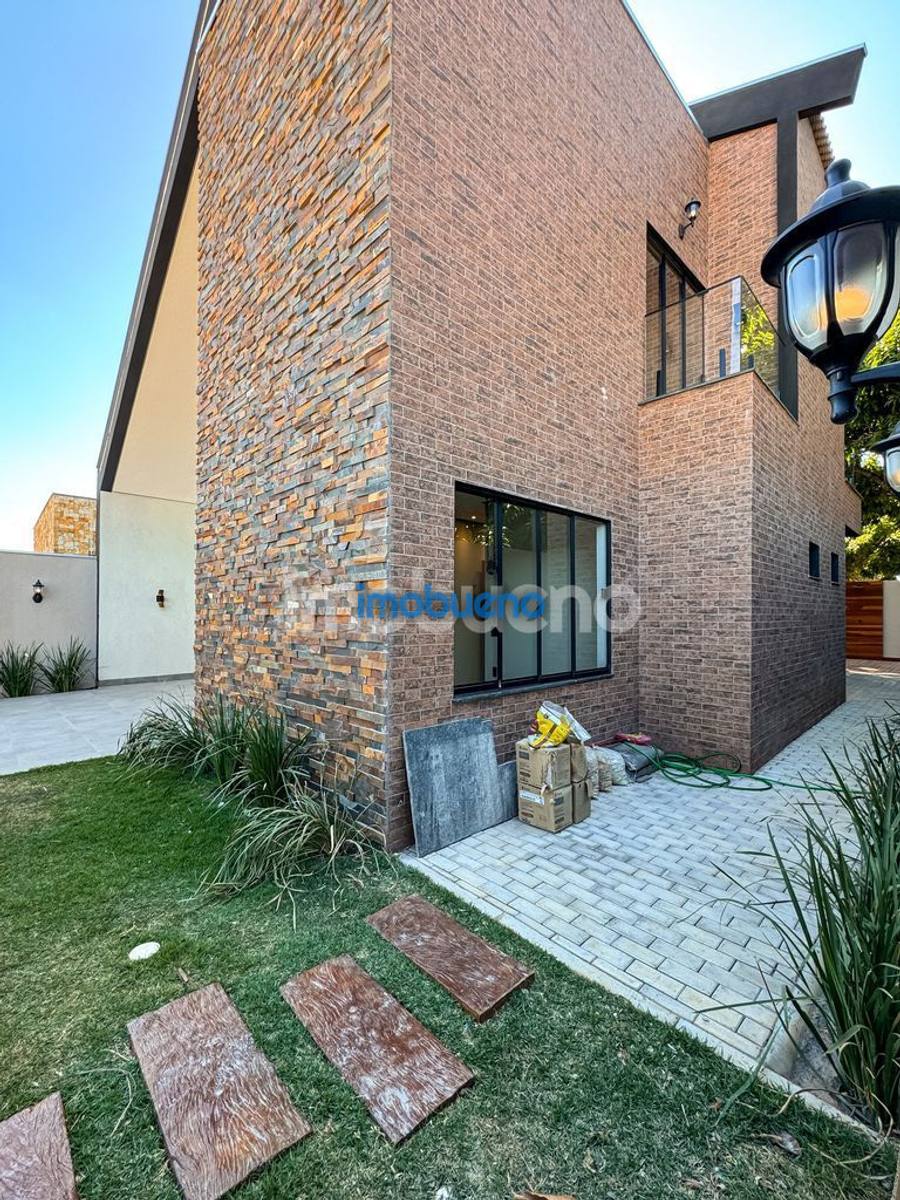 Foto 10 de Sobrado com 3 suítes no Setor Sul. R$850.000,00