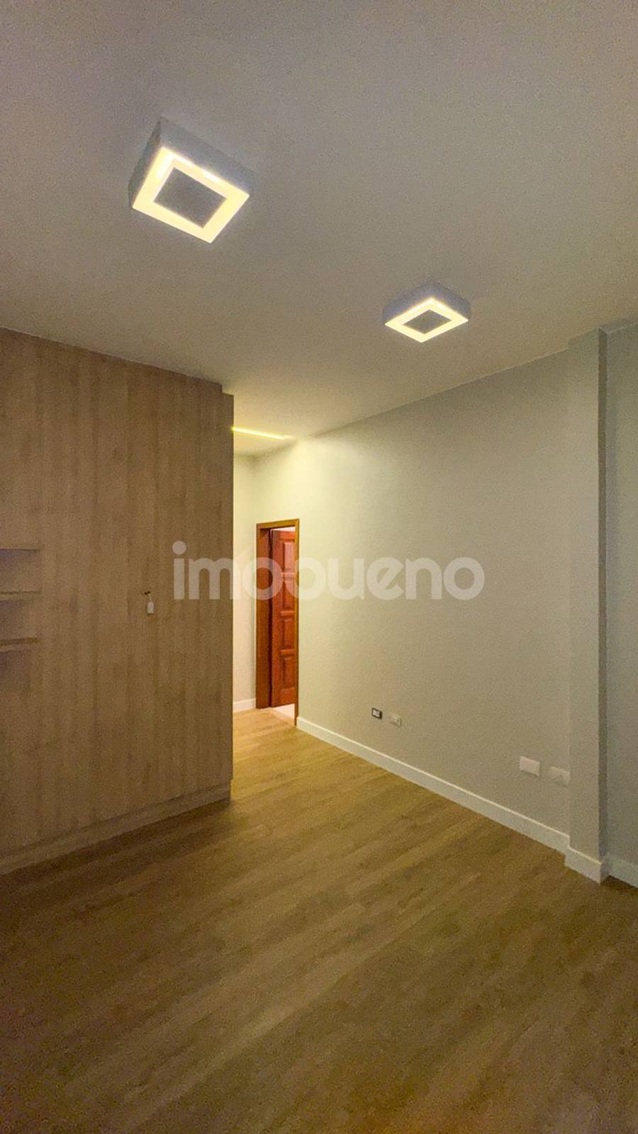 Foto 58 de Casa à Venda com piscina, 3 quartos sendo 3 suítes no Centro.