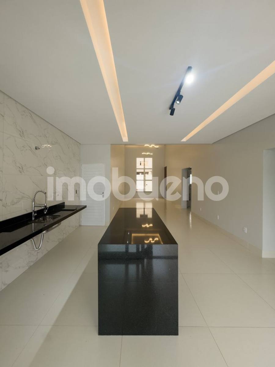 Foto 6 de Casa no Jardim Primavera, com 3 quartos, sendo 1 suíte, 294m²