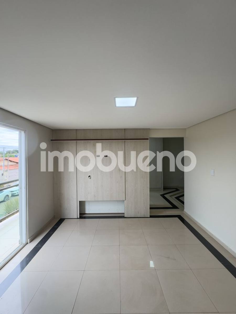 Foto 7 de Casa de esquina com 4 suítes e área gourmet no Setor Aeroporto