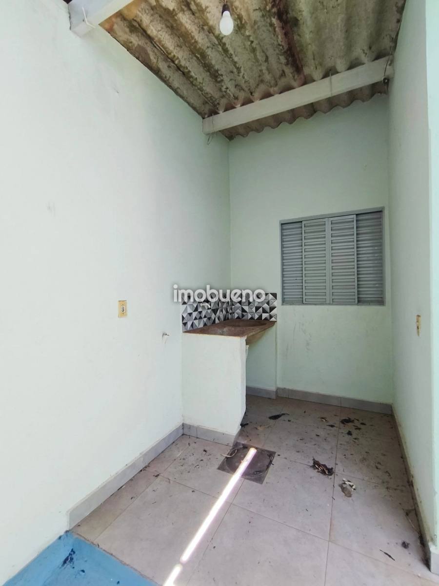 Foto 15 de Excelente Casa com 3 Quartos, Suíte e 3 Vagas no Jardim Califórnia