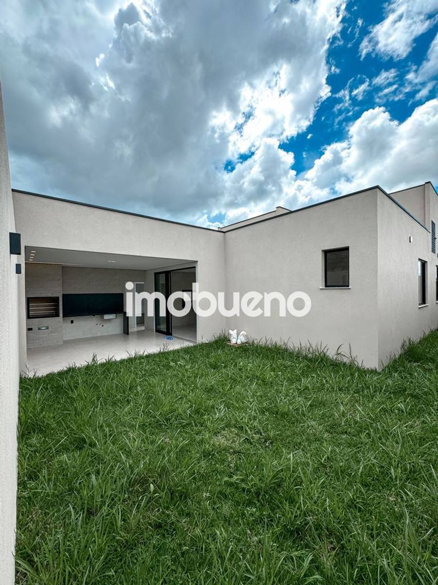 Foto 8 de Vende-se casa com 3 quartos sendo 2 suíte no Condomínio Golden Place.