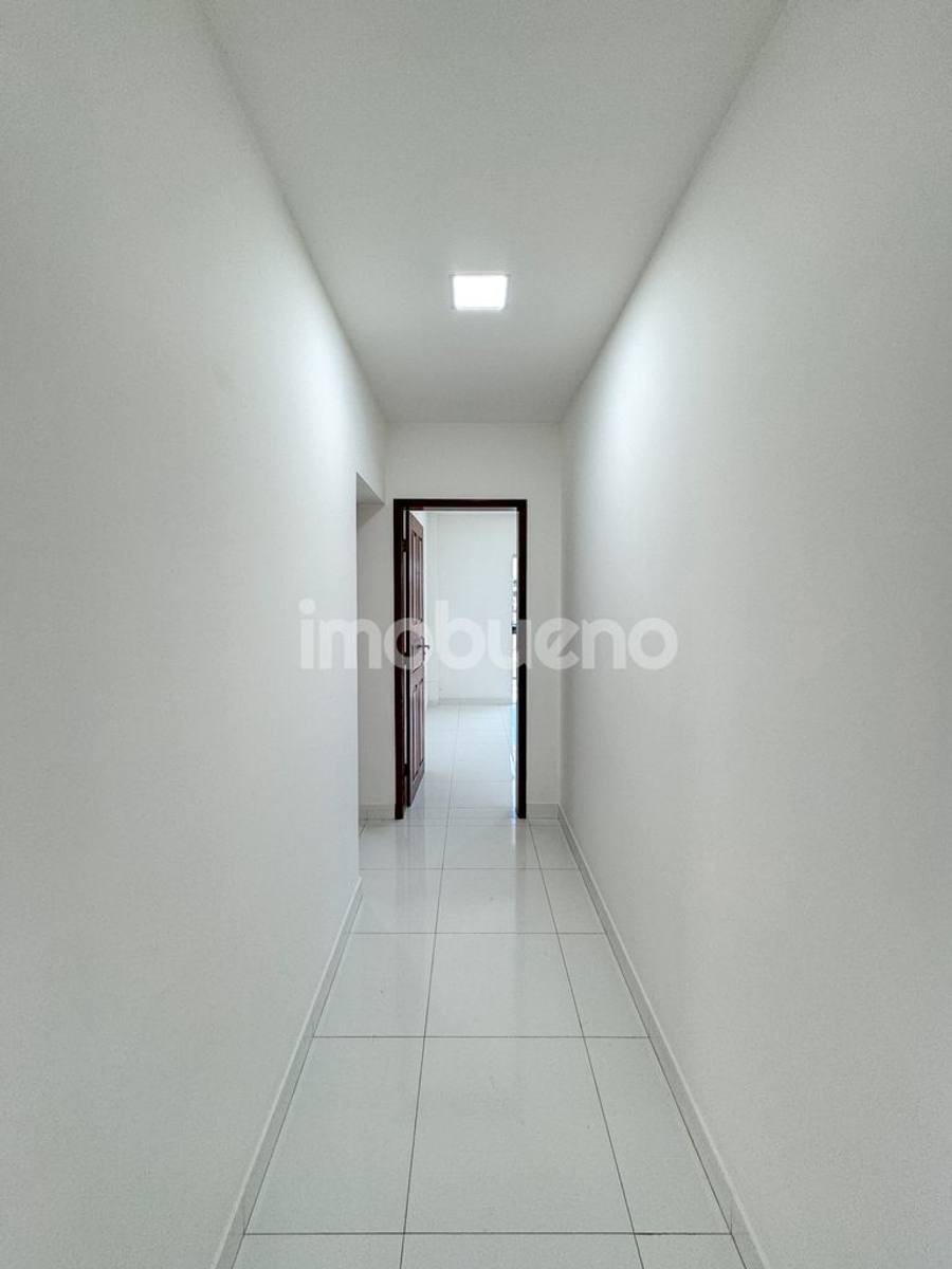 Foto 11 de Apartamento com 3 suítes, localizado no Setor Ferroviário.