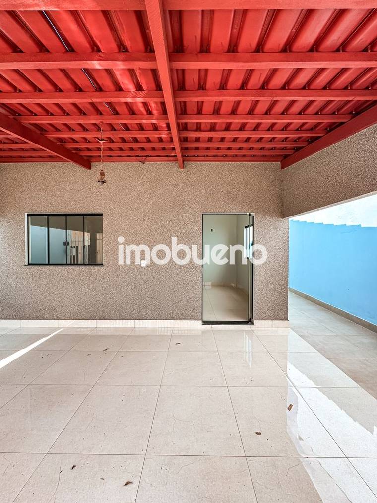 Vende-se casa com 2 quartos na Formosinha R$ 350.000,00 em Formosinha