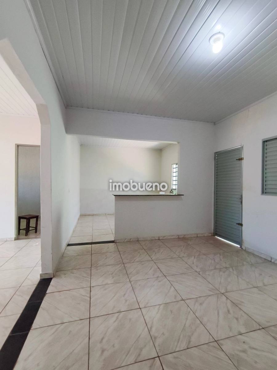 Foto 11 de Excelente Casa com 3 Quartos, Suíte e 3 Vagas no Jardim Califórnia