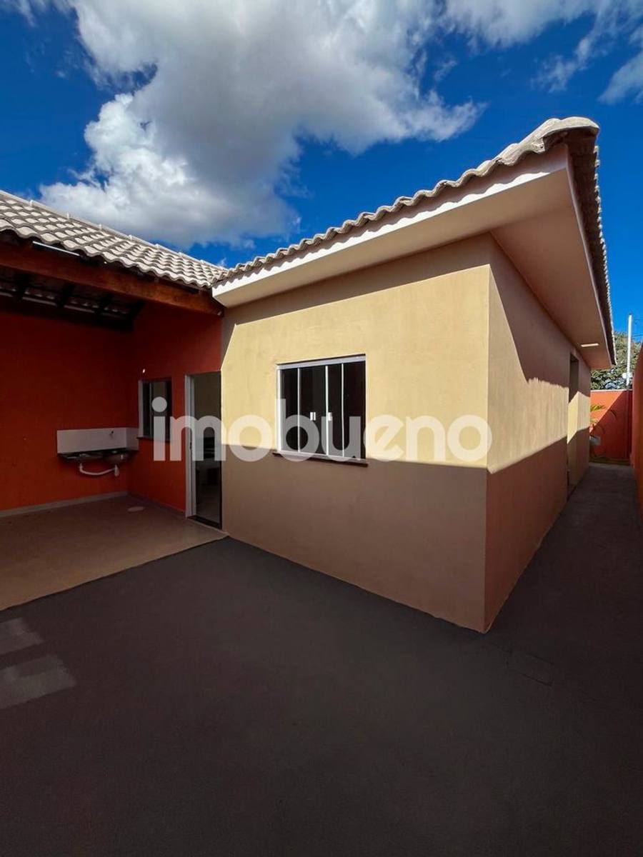 Foto 12 de Casa com 2 quartos sendo 1 suíte e jardim no Parque Lago