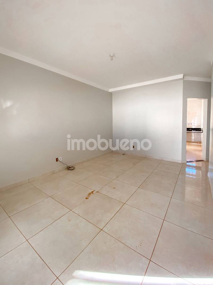 Foto 5 de Casa a venda de 3 quartos, sendo 1 suíte, Setor Parque Laguna, 112m² lote 600m².