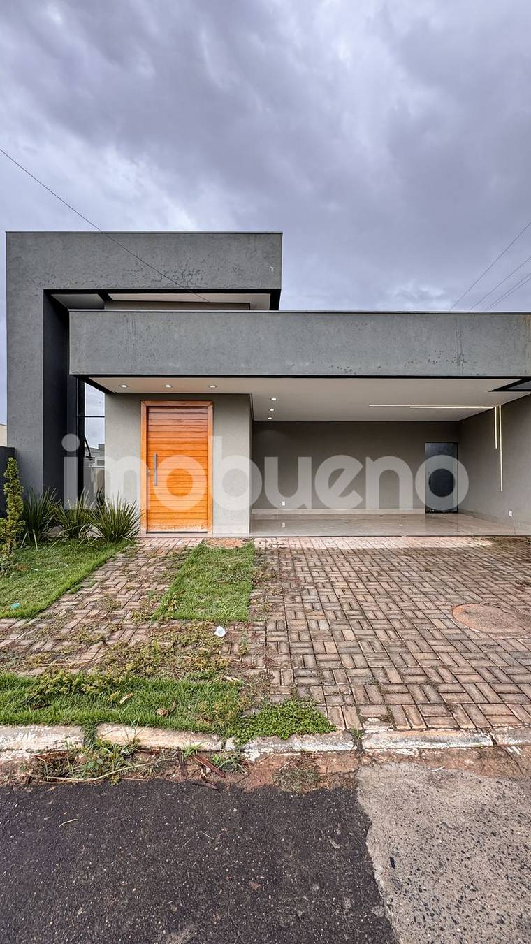 Casa em condomínio com 3 quartos, sendo 1 suíte, 190,50m² em Jardim Califórnia