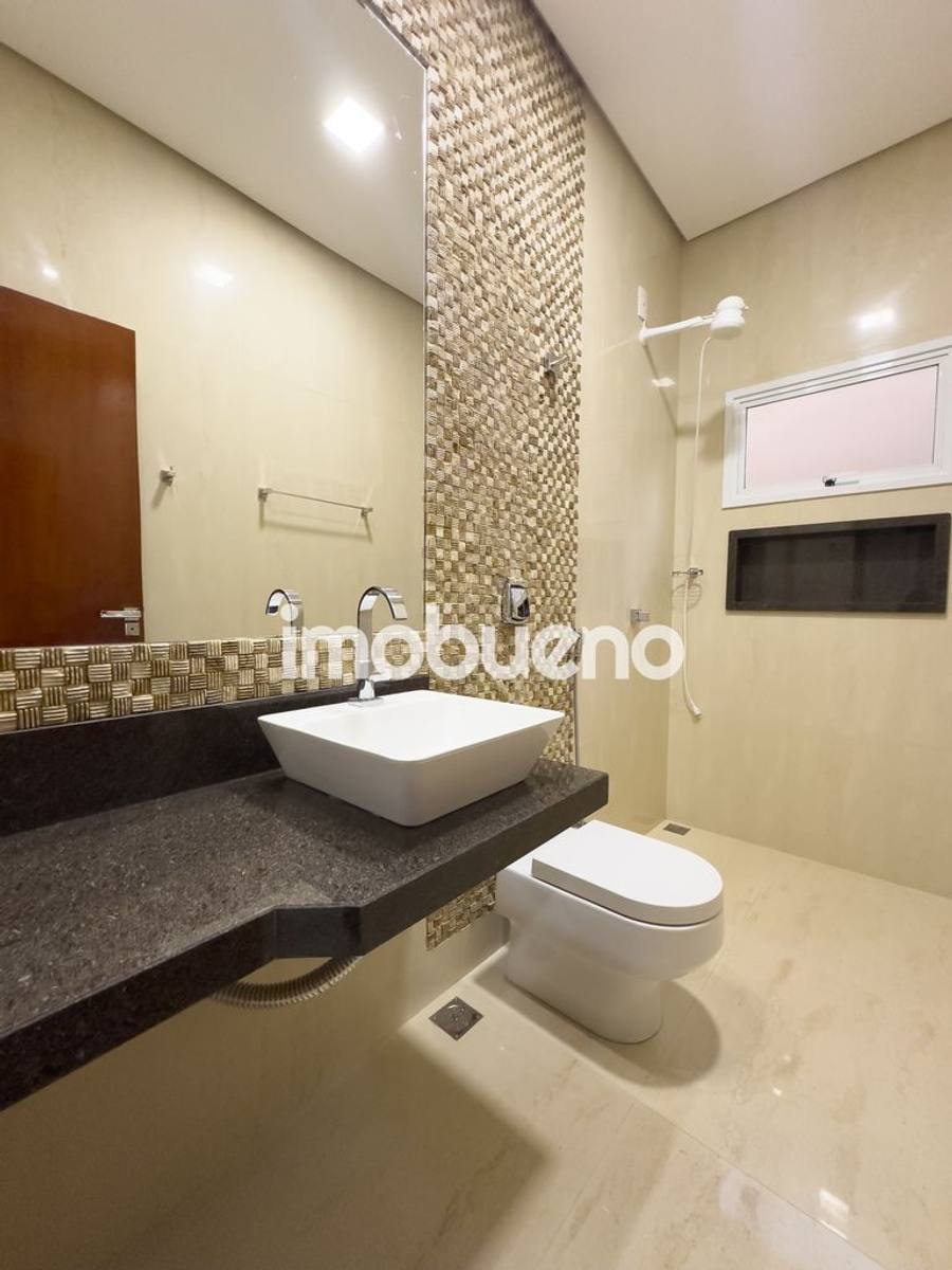 Foto 29 de Casa a venda na Formosinha com 3 quartos sendo 2 suíte, 200m²