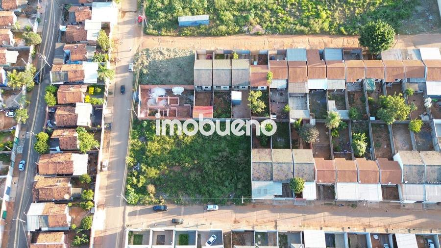 Foto 4 de Terreno de esquina de 340 m² plano no Parque da Colina