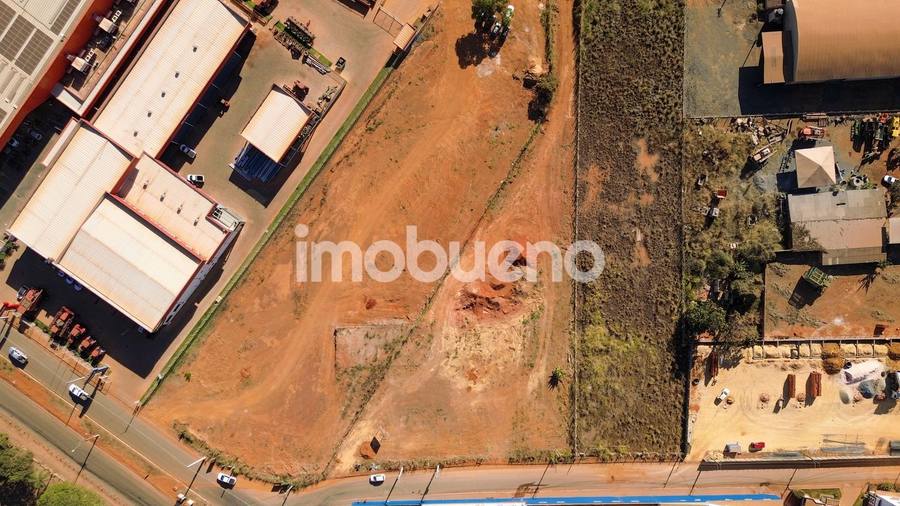 Foto 8 de Área de 2.798 m² de frente para a Pecuária e ao lado do Atacadão