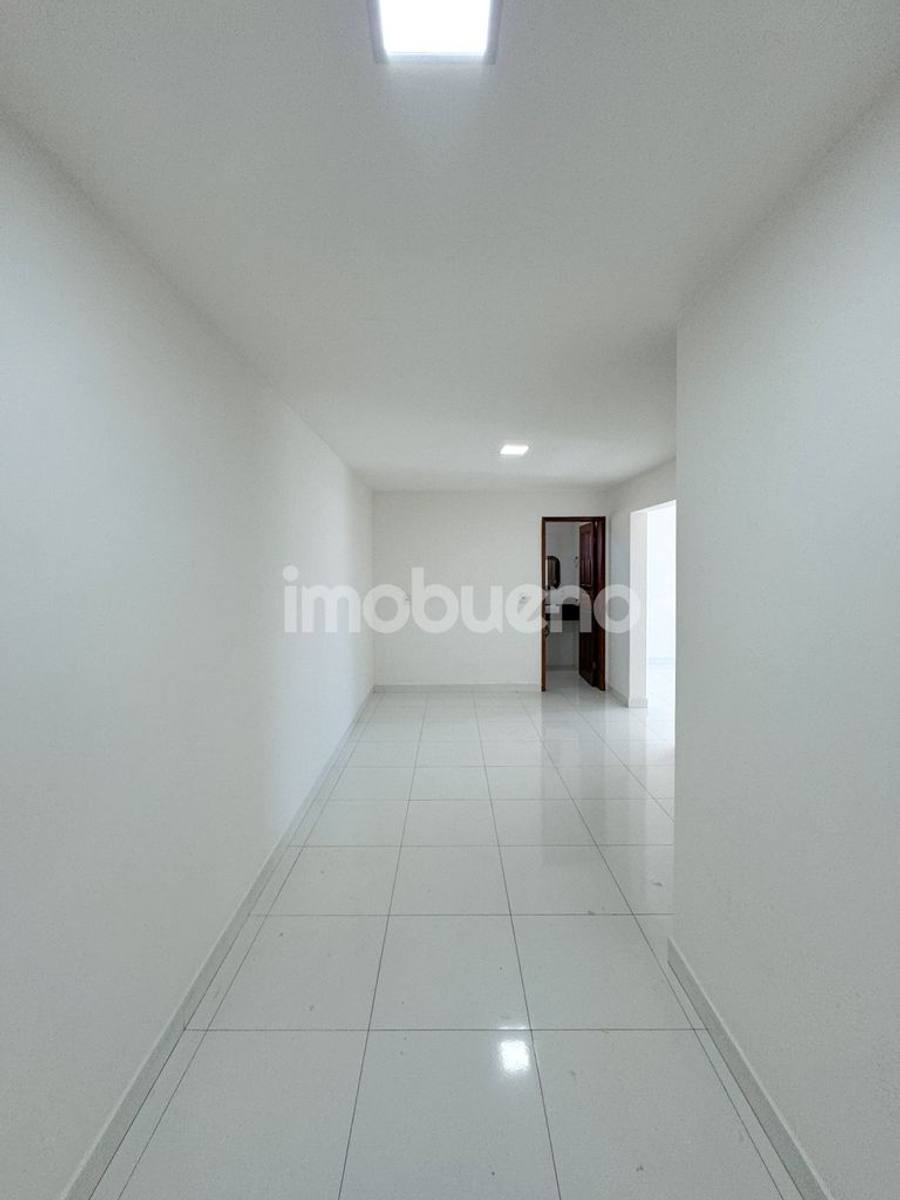 Foto 18 de Apartamento com 3 suítes, localizado no Setor Ferroviário.