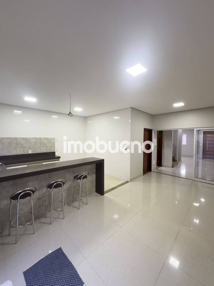 Foto 27 de Casa a venda na Formosinha com 3 quartos sendo 2 suíte, 200m²