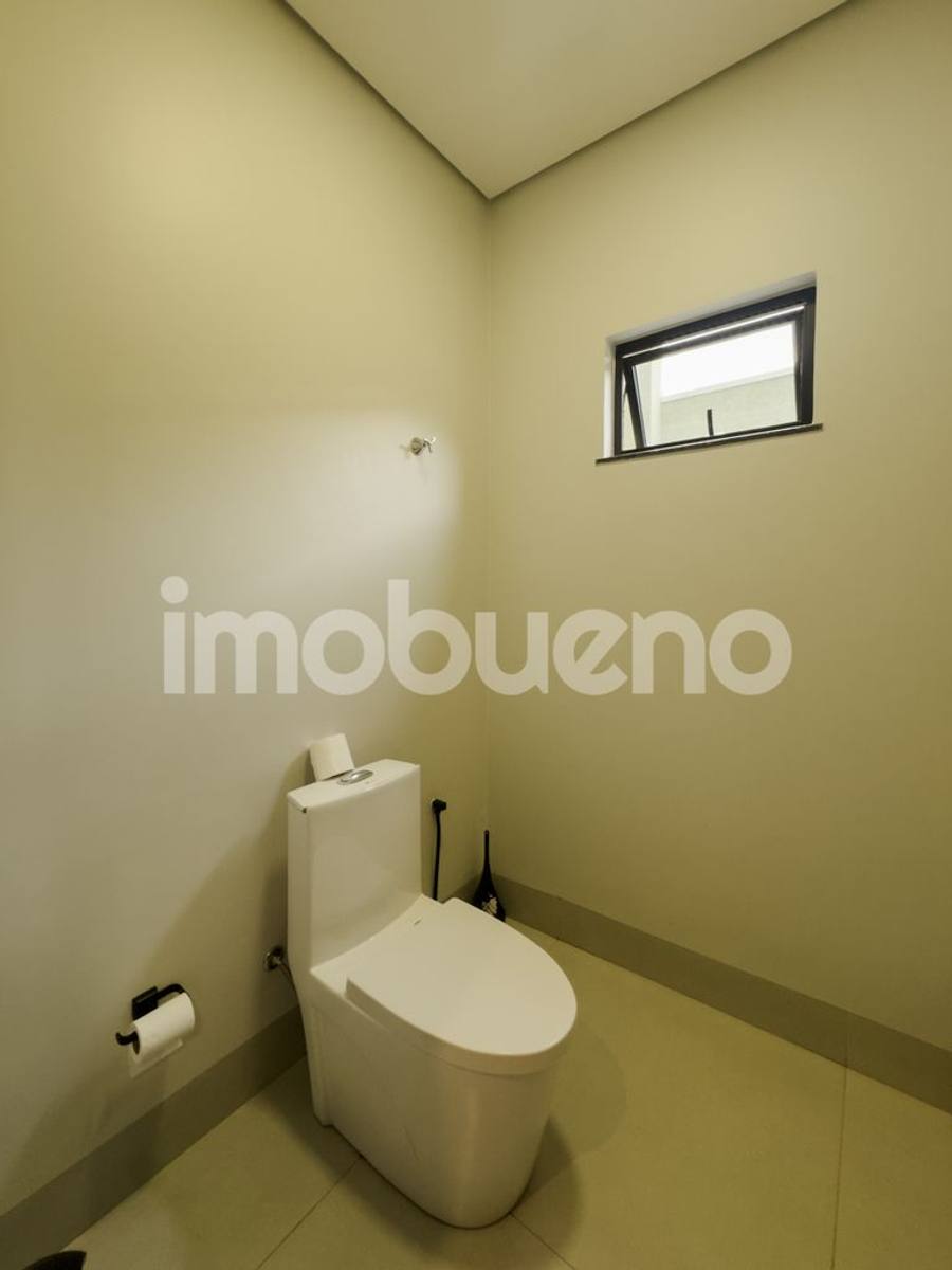 Foto 16 de Imóvel alto padrão no centro, com 3 suítes e armários completos
