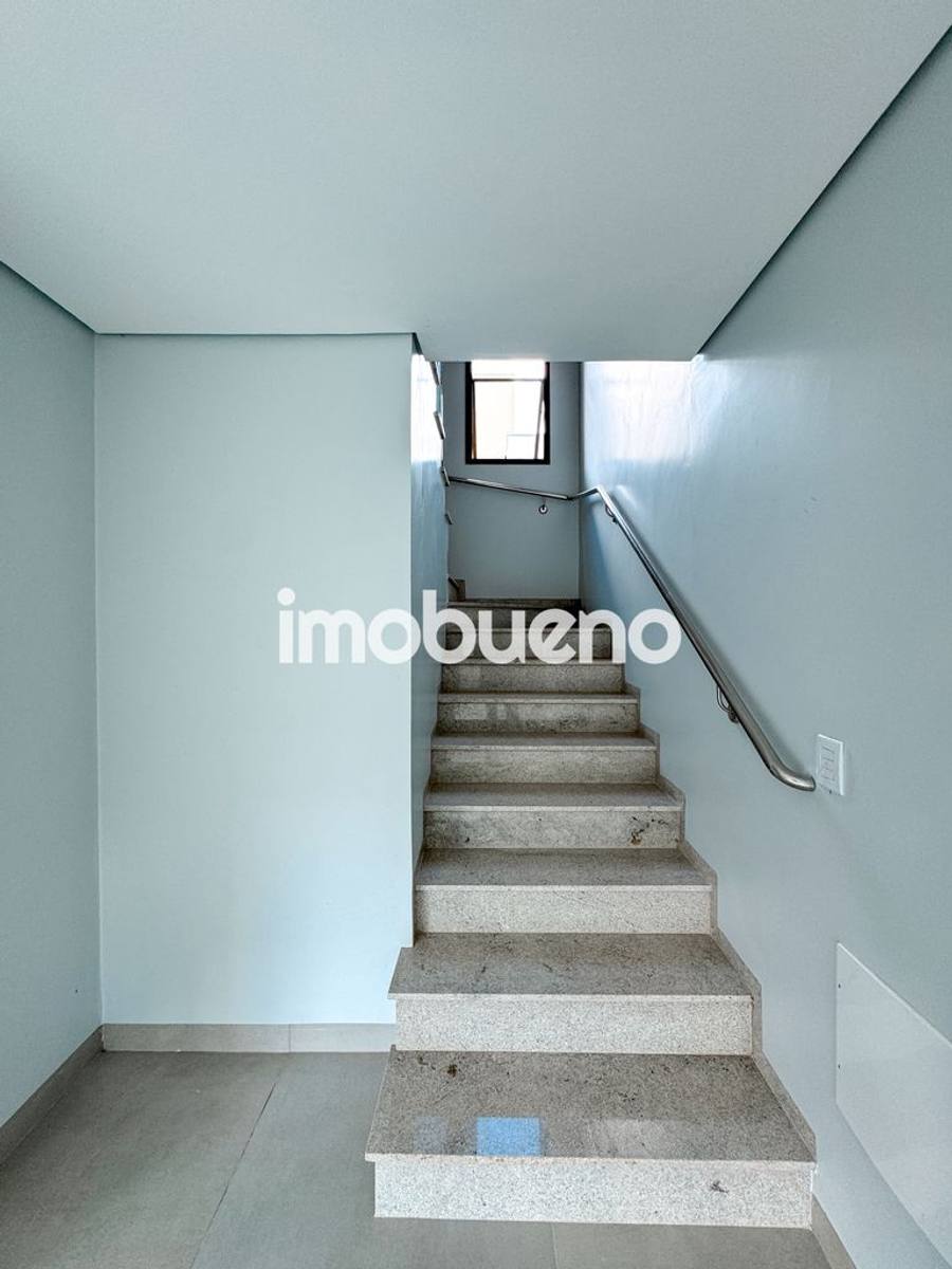 Foto 15 de Vende-se casa com 3 quartos sendo 3 suíte no Setor Sul no Condomínio Isla.