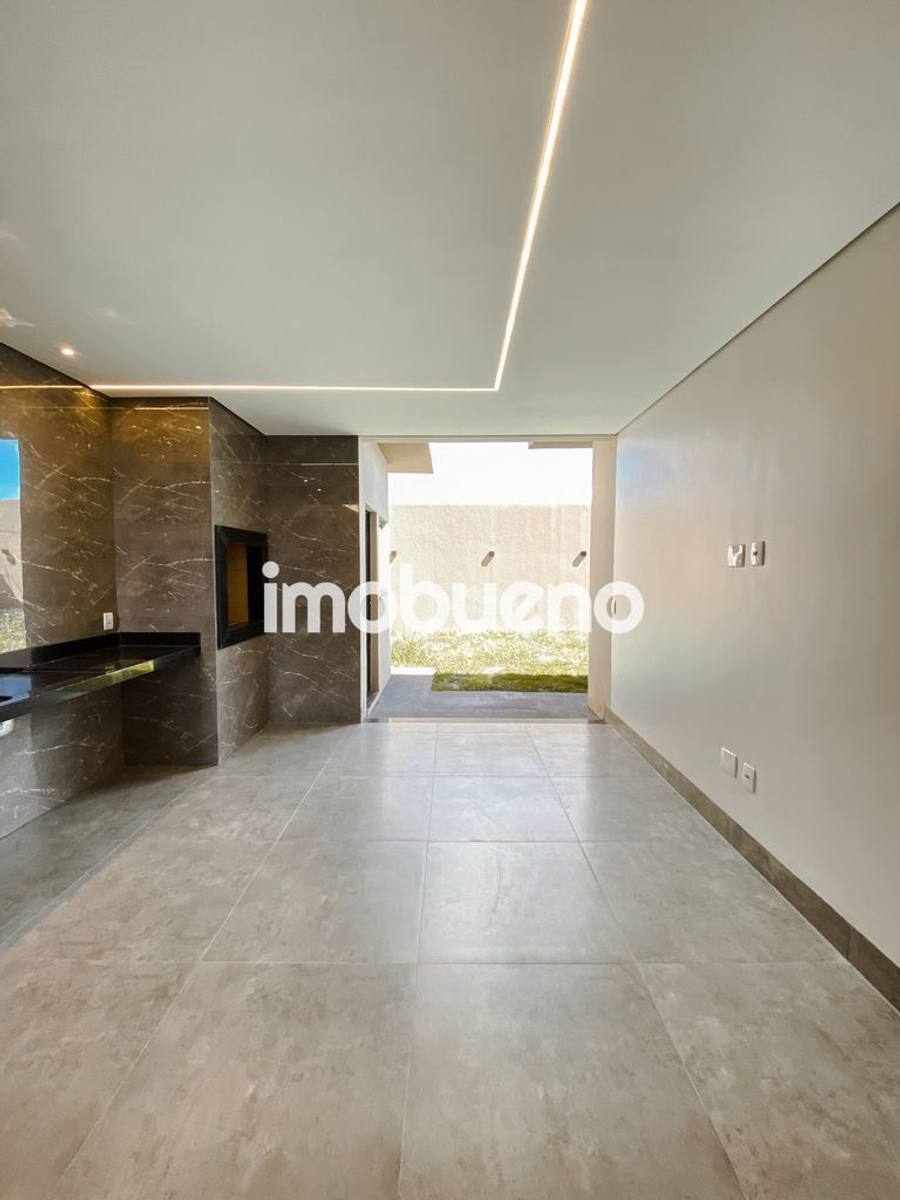 Foto 11 de Vende-se casa com 3 quartos sendo 1 suíte no Parque Serrano  R$ 630.000,00