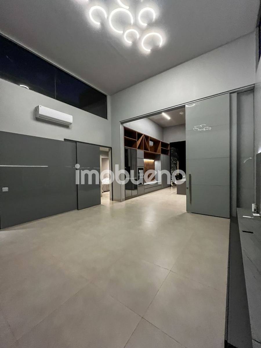Foto 10 de Casa térrea de 228 m² com 3 suítes no Condomínio Santa Felicidade
