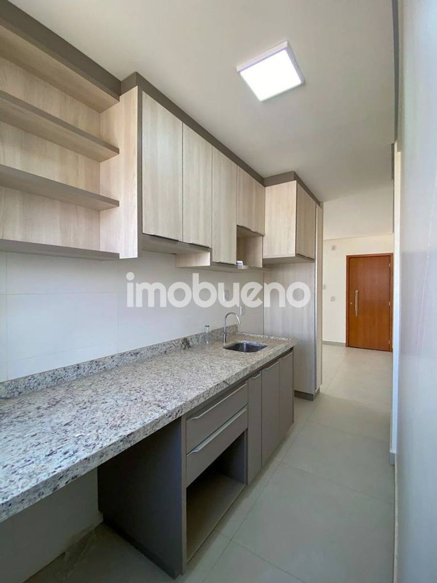 Foto 4 de Apartamento à Venda no Parque Laguna, 2 quartos sendo 1 suíte. 72m².