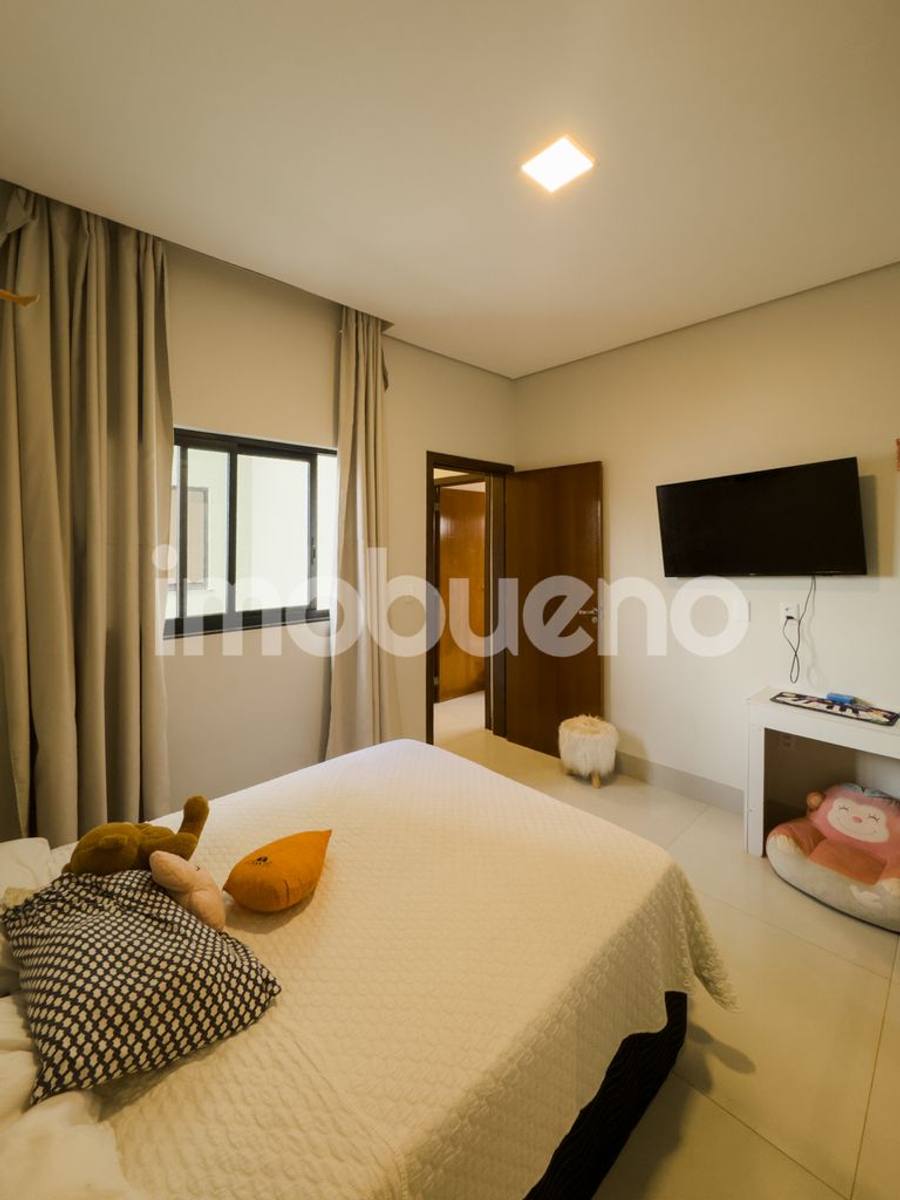 Foto 28 de Imóvel alto padrão no centro, com 3 suítes e armários completos