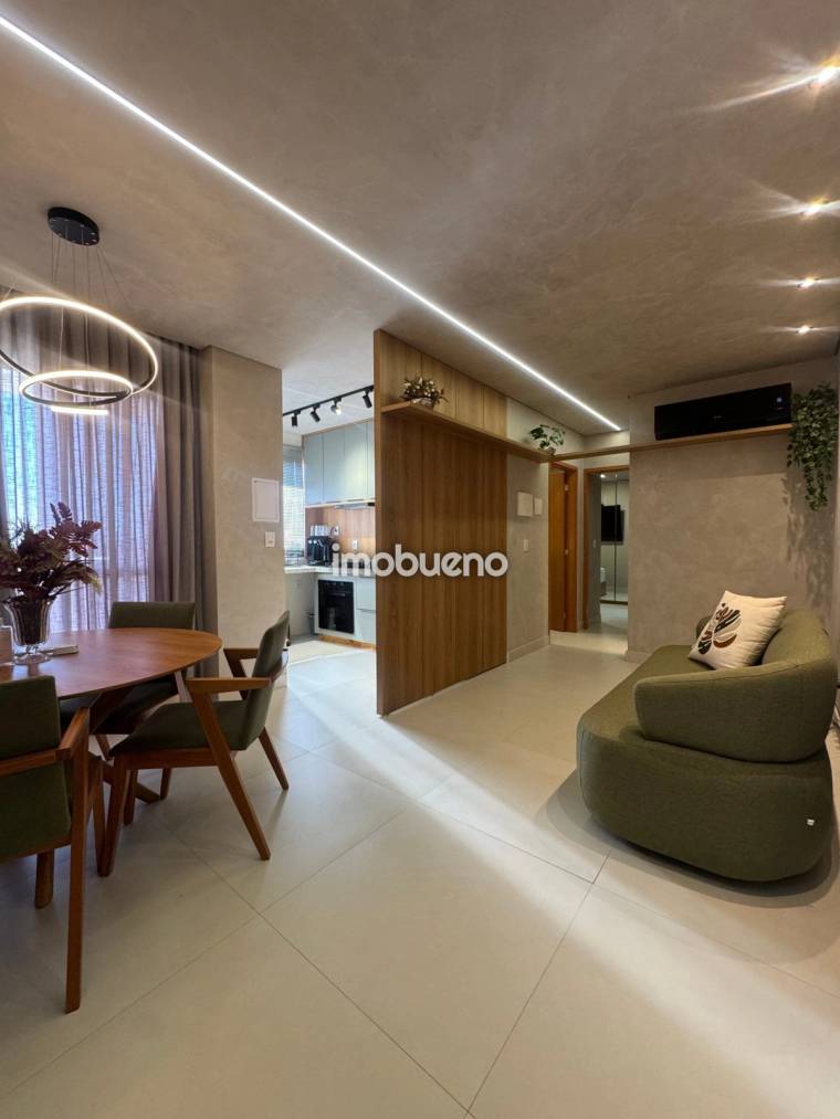 Apartamento com 2 quartos sendo 1 suíte, no Parque Laguna em Parque Laguna