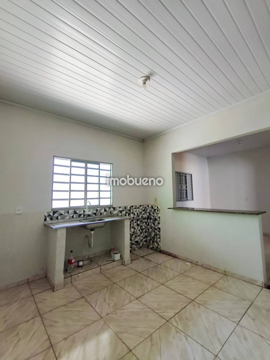 Foto 12 de Excelente Casa com 3 Quartos, Suíte e 3 Vagas no Jardim Califórnia