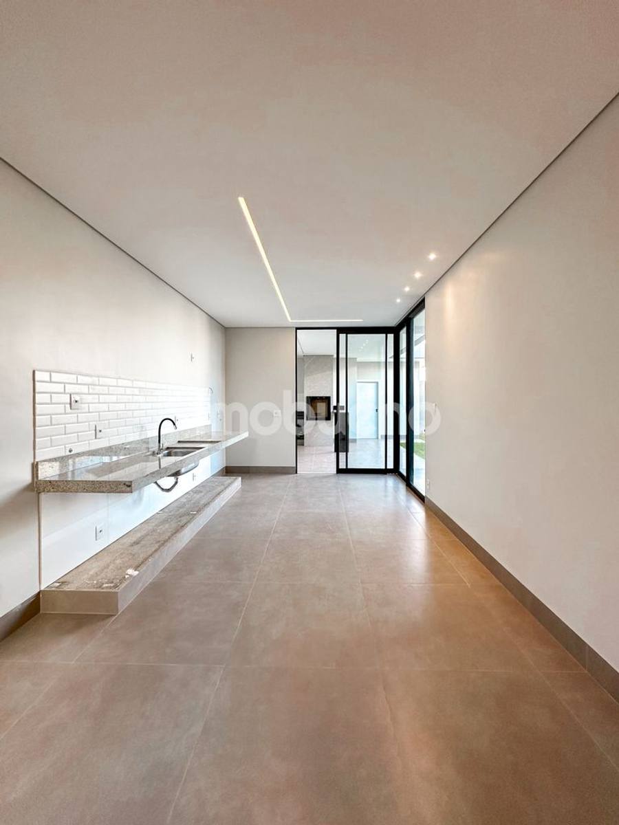 Foto 23 de Casa a venda no Vila Verde com 3 quartos, sendo 1 suíte, 300m².