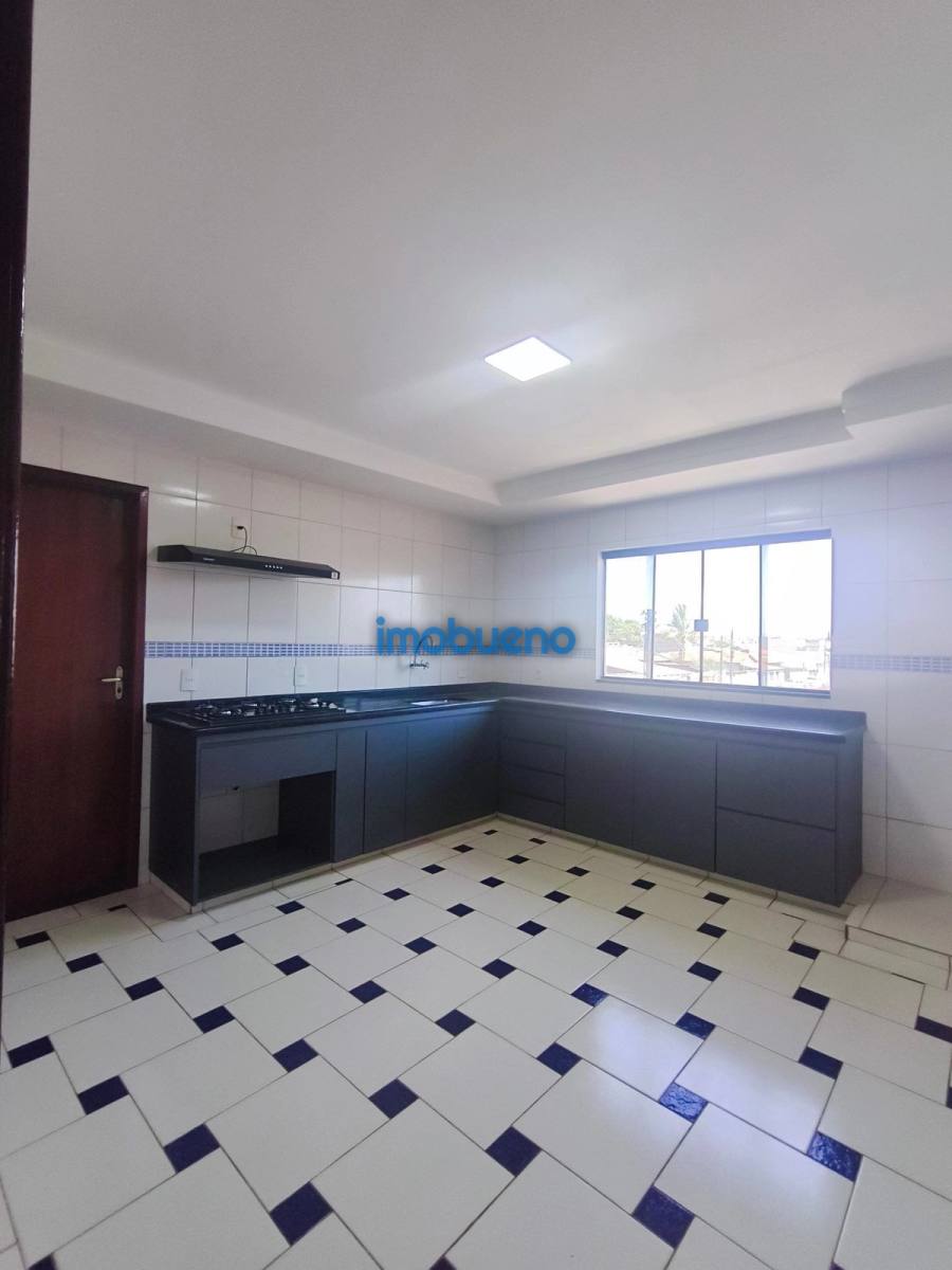 Foto 4 de Apartamento de 3 quartos no Jardim Califórnia em Formosa