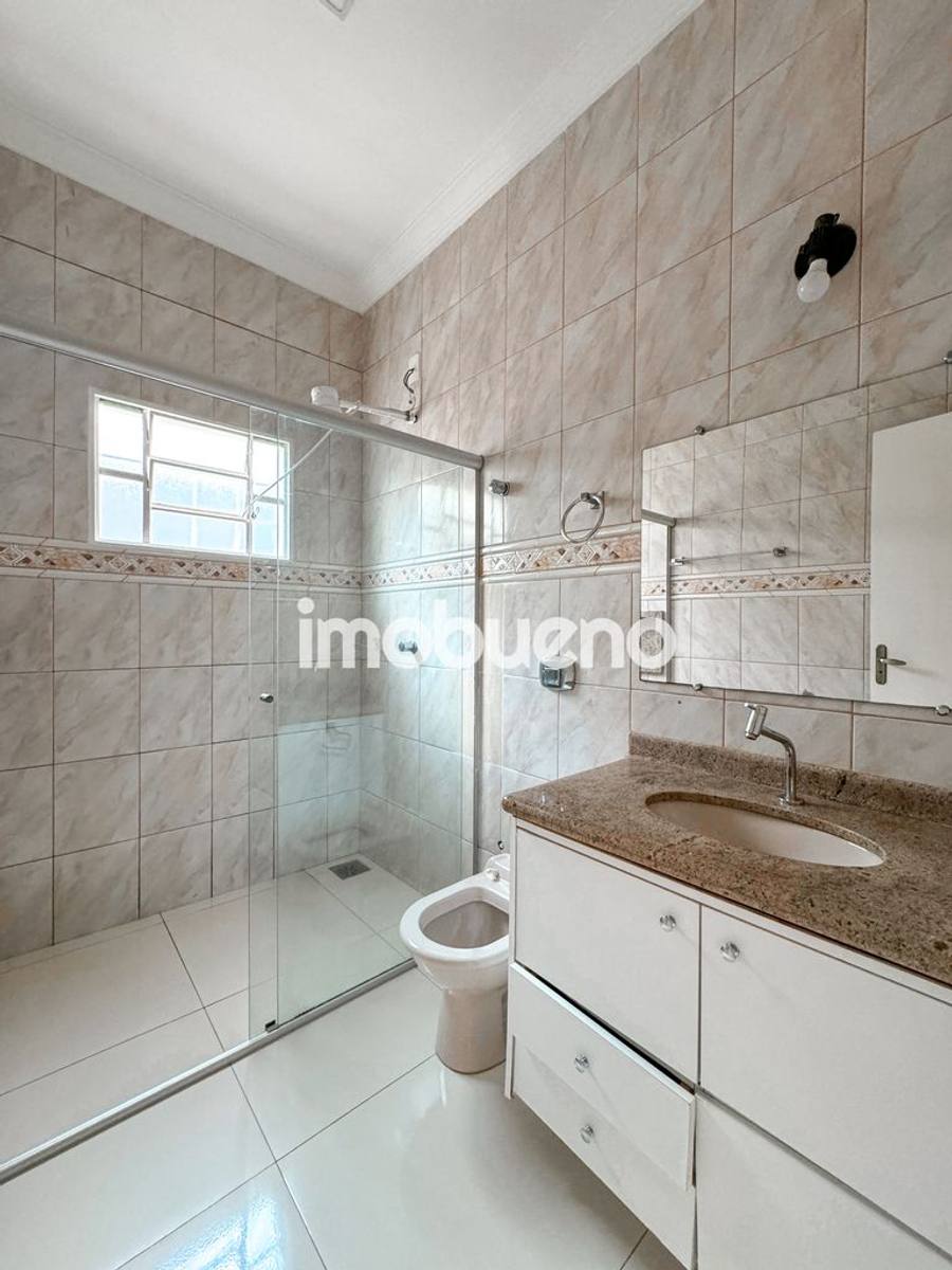 Foto 22 de Vende-se casa com 3 quartos sendo 1 suíte no Centro R$ 550.000,00