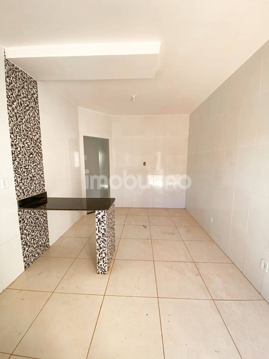 Foto 17 de Casa a venda de 3 quartos, sendo 1 suíte, Setor Parque Laguna, 112m² lote 600m².